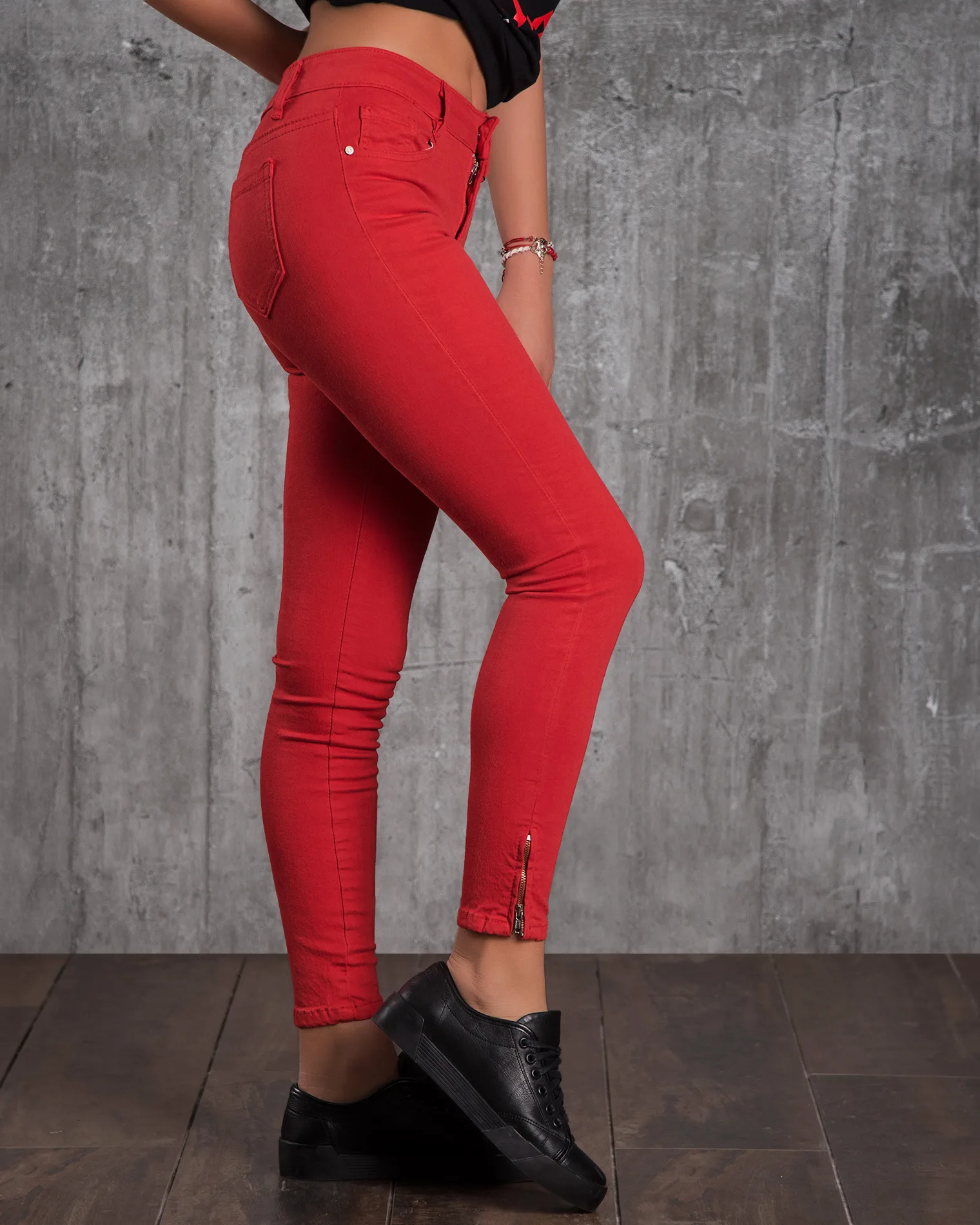 Панталон с ципове Jasmine, Червен Цвят