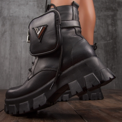 Боти с чантички Cassie, Черен Цвят