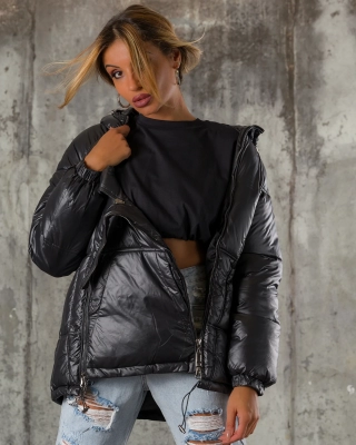 Яке Available, Черен Цвят