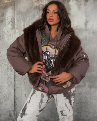 Яке Koda, Кафяв Цвят