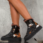 Боти Holly, Черен Цвят